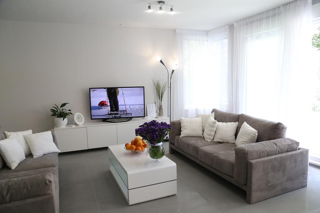 Beach Apartments Dumicic Podstrana Room photo